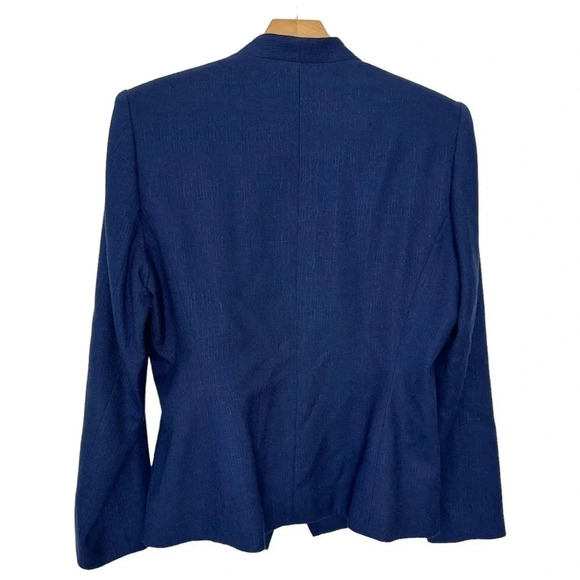 Vintage Preswick & Moore 8 blue blazer with gold buttons & shoulder pads - Picture 3 of 5